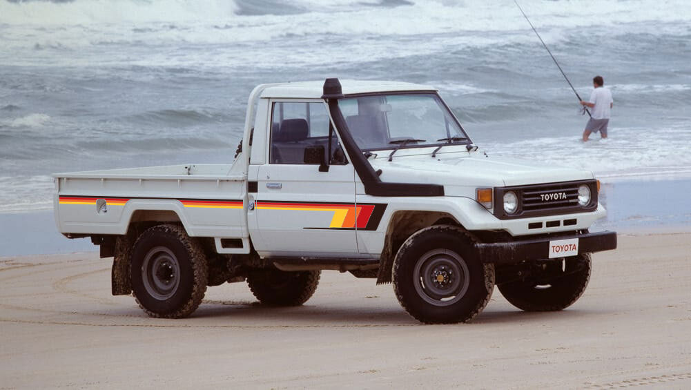 70 Series Land Cruiser Decal Body Stripe Kit (Broome) - 75/79 Series Single Cab (1985-)